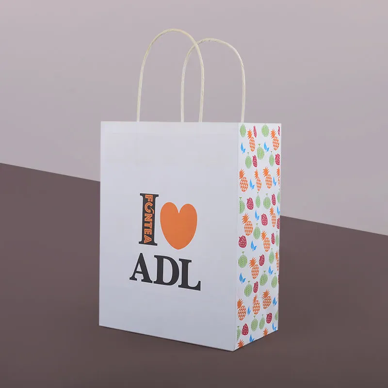 Custom Fashion Kraft Paper Bag Packaging Present Gift Bags with Handle