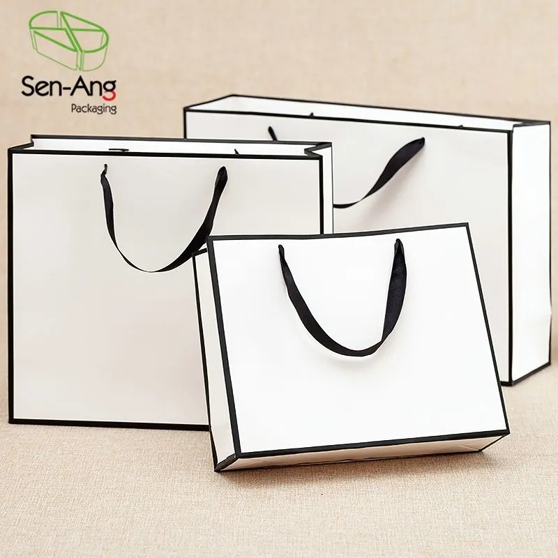 Unique Twisted Handle Packaging Paper Bag with Your Own Logo